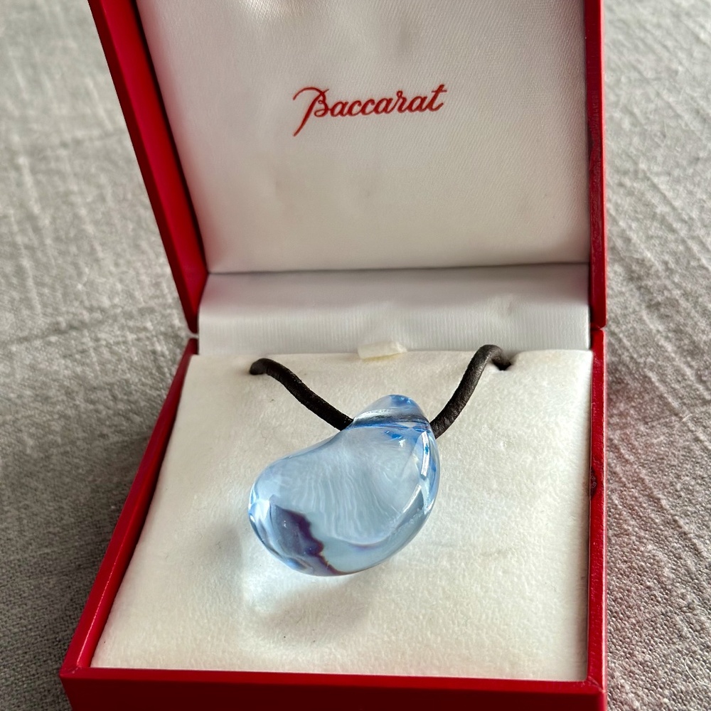 BACCARAT Crystal Galet Wave Pendant Necklace